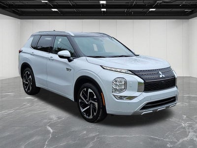 2025 Mitsubishi Outlander PHEV SEL