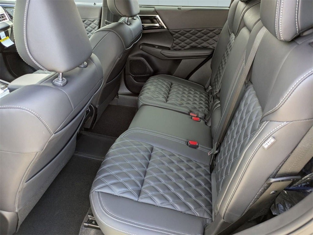 2025 Mitsubishi Outlander PHEV SEL