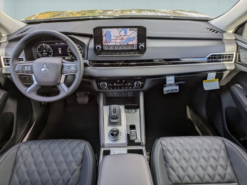 2025 Mitsubishi Outlander PHEV SEL