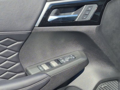 2026 Mitsubishi Outlander PHEV SEL