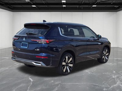 2026 Mitsubishi Outlander PHEV SEL