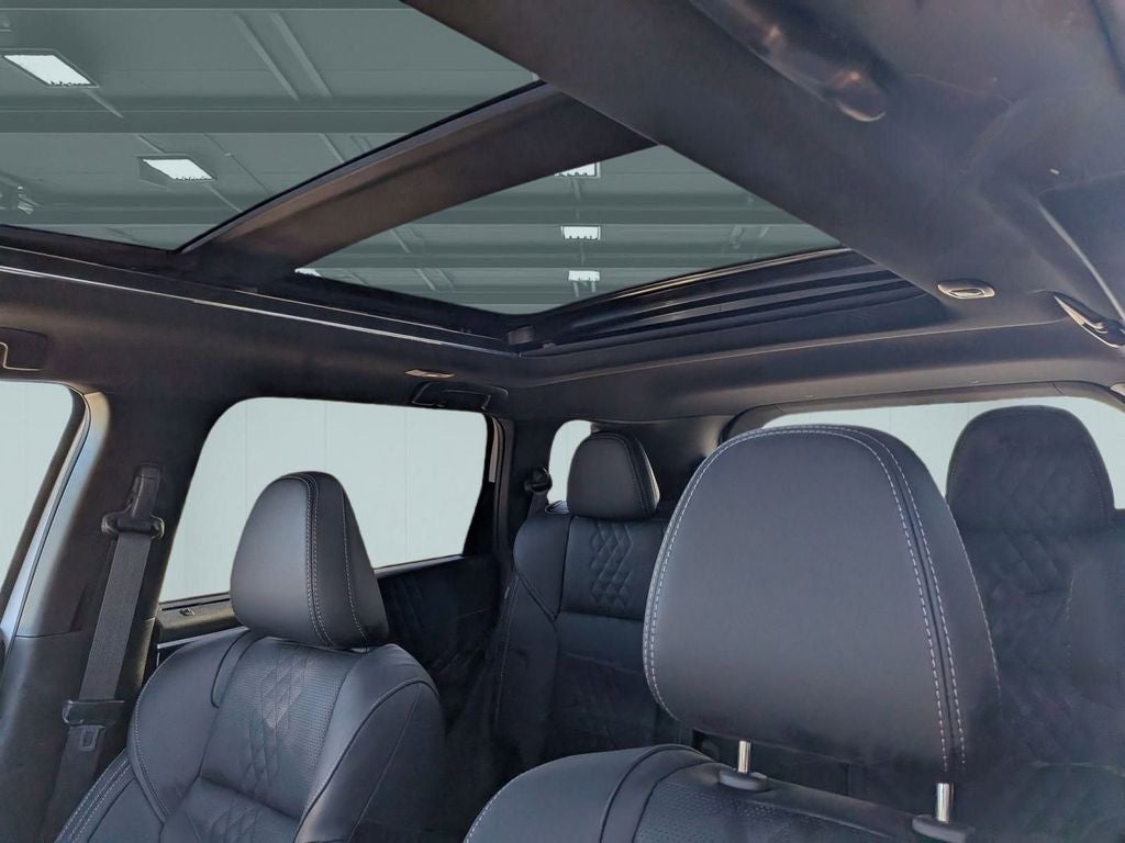 2025 Mitsubishi Outlander PHEV SEL Black Edition