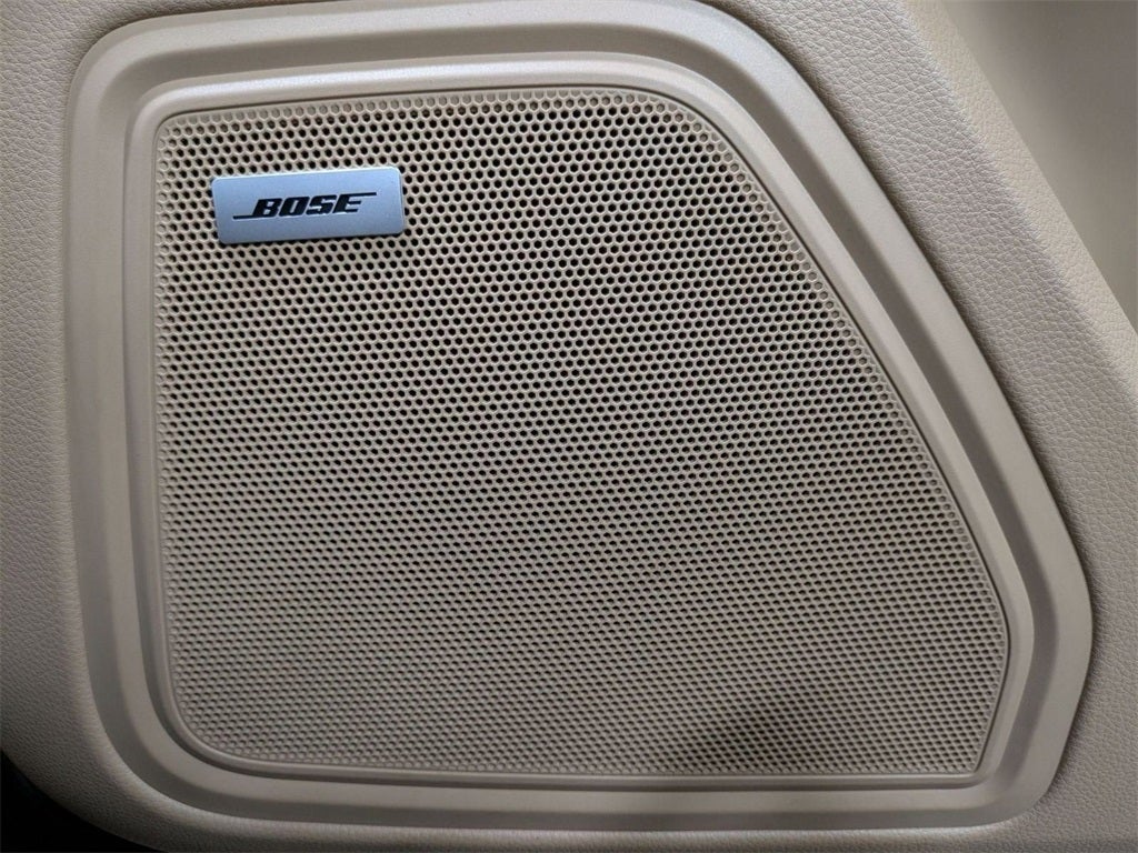 2022 Porsche Macan Base