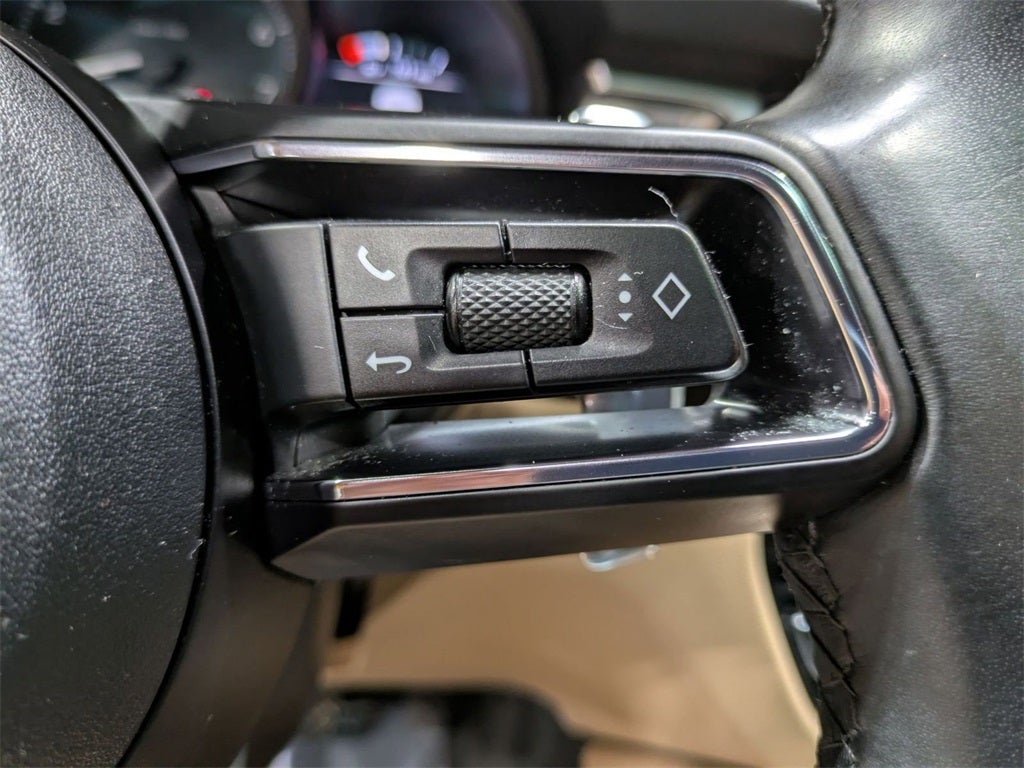 2022 Porsche Macan Base