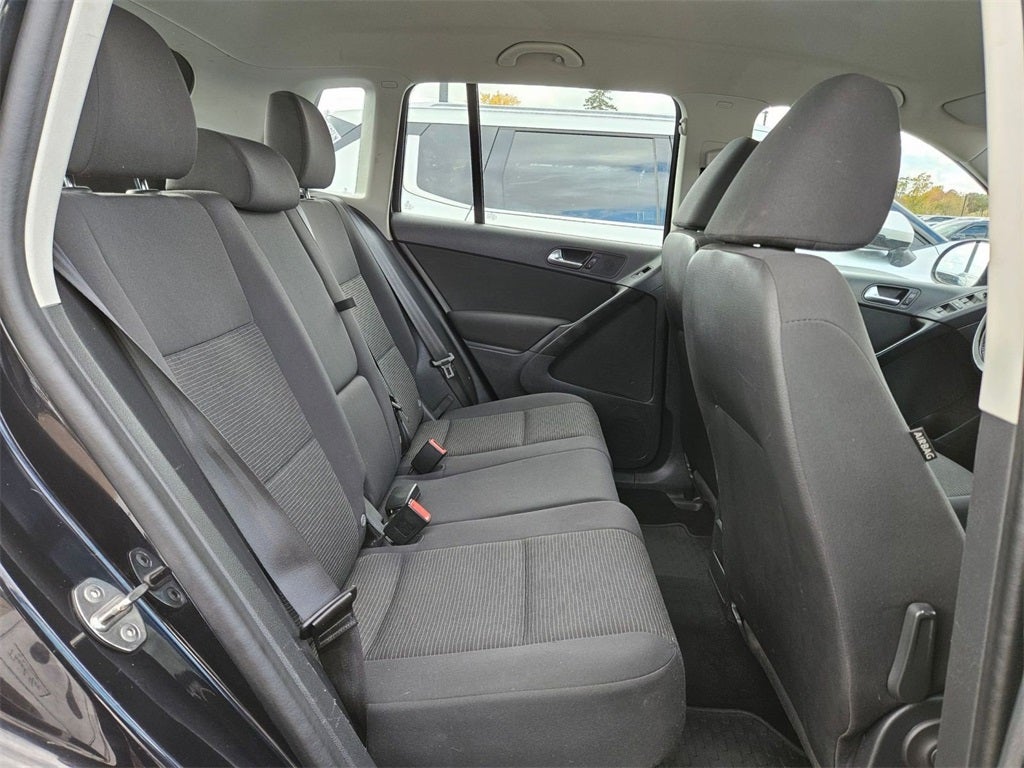 2018 Volkswagen Tiguan Limited 2.0T 4Motion