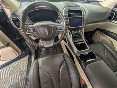 2019 Lincoln Nautilus Select