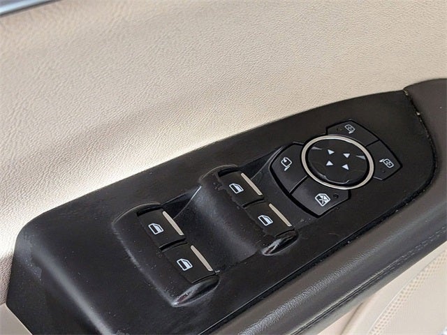 2019 Lincoln Nautilus Select