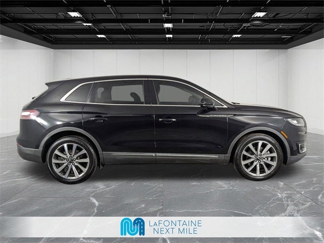 2019 Lincoln Nautilus Select