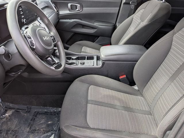 2023 Kia Sorento LX - Photo 10