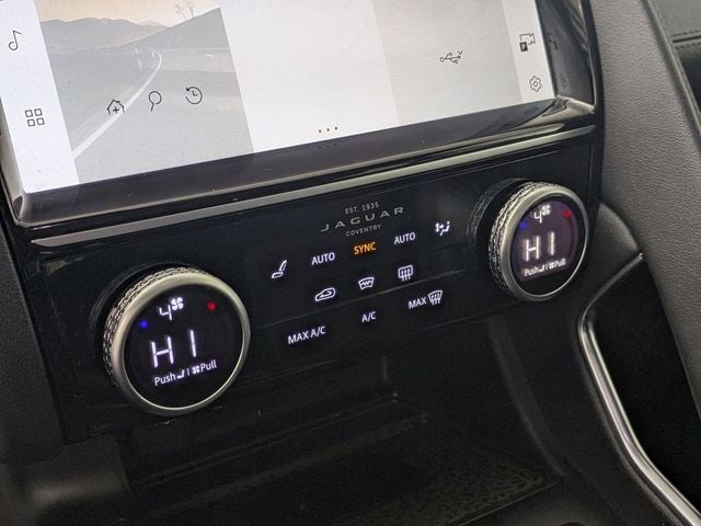 2022 Jaguar E-PACE P250 SE