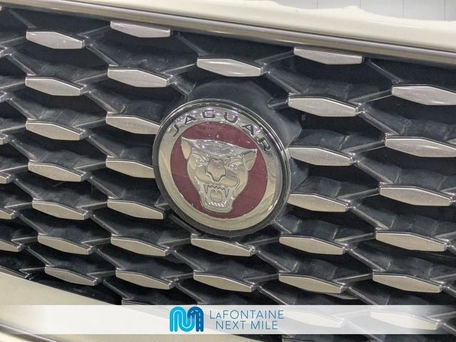 2022 Jaguar E-PACE P250 SE