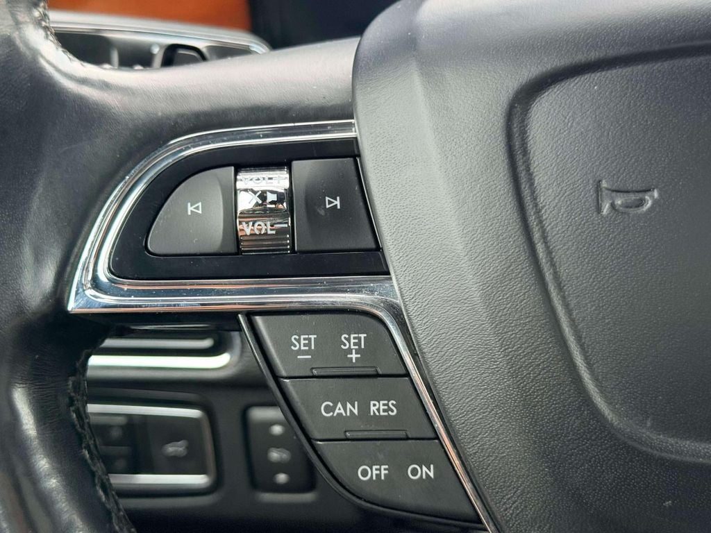 2019 Lincoln Navigator L Select