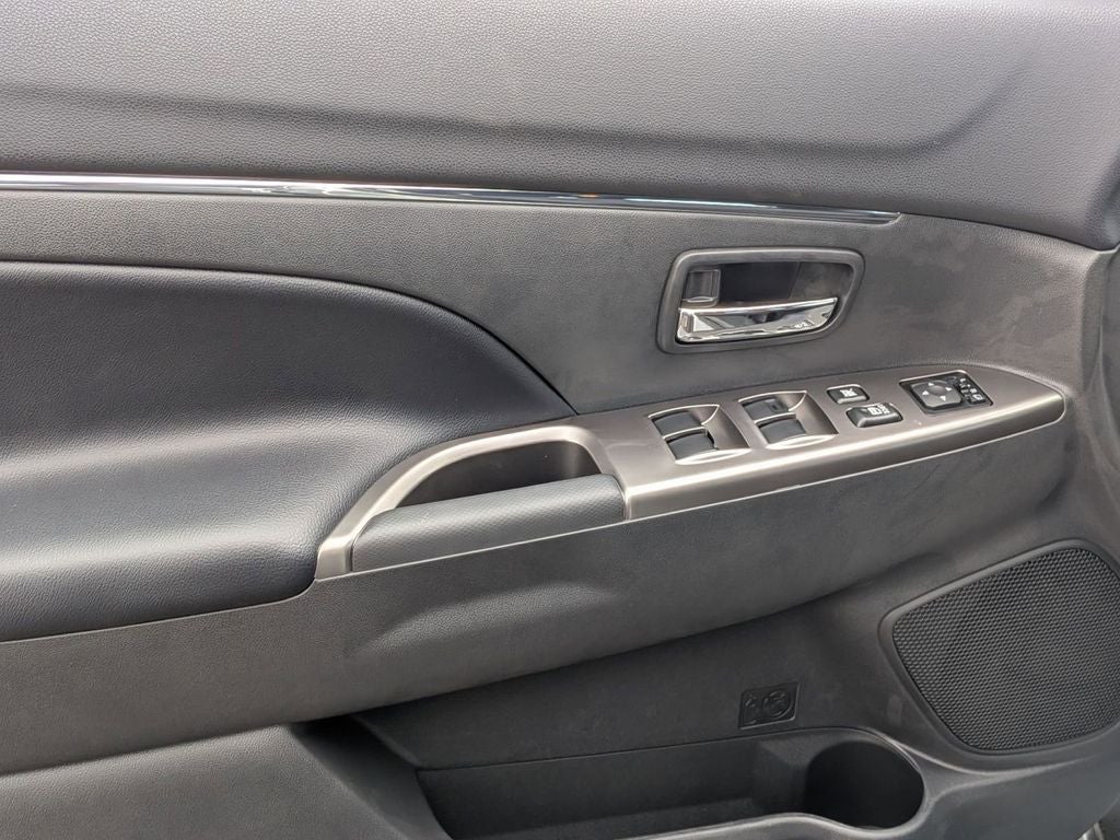2025 Mitsubishi Outlander Sport 2.0 SE