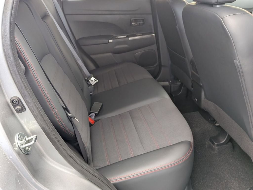 2025 Mitsubishi Outlander Sport 2.0 SE