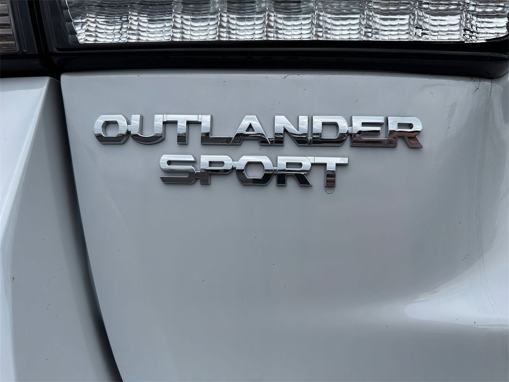 2025 Mitsubishi Outlander Sport 2.0 LE