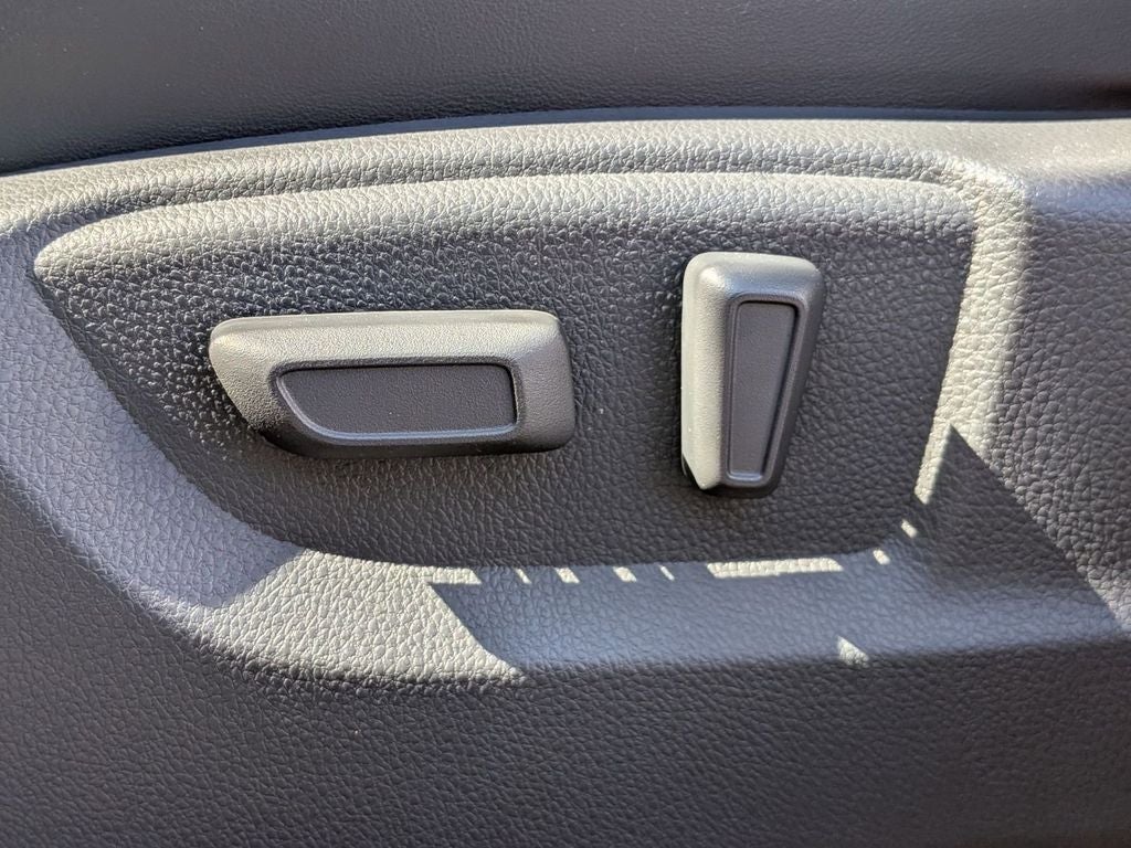 2026 Mitsubishi Eclipse Cross Black Edition