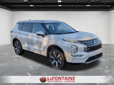 2026 Mitsubishi Outlander SE