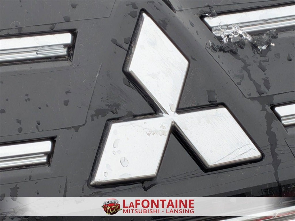 2026 Mitsubishi Outlander SEL