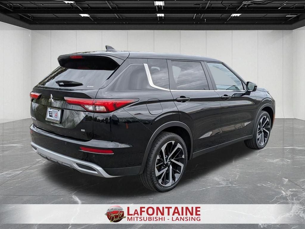 2024 Mitsubishi Outlander SE