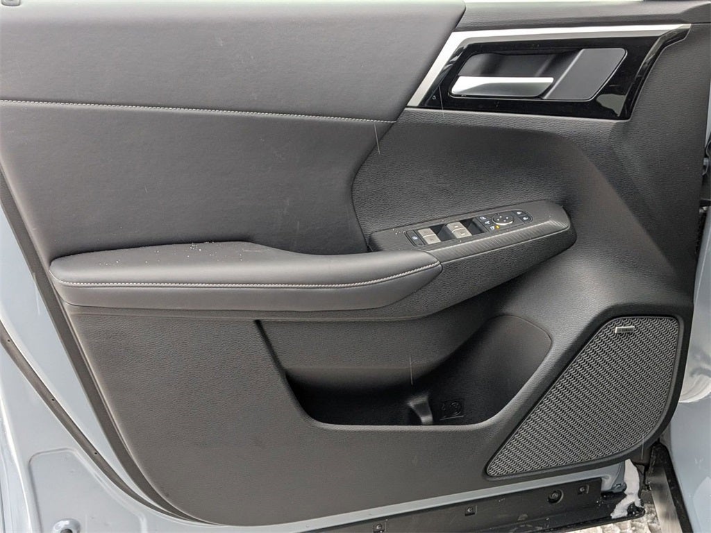 2026 Mitsubishi Outlander LE