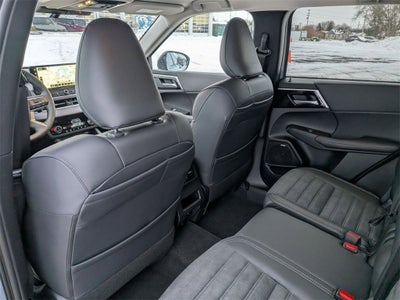 2026 Mitsubishi Outlander LE