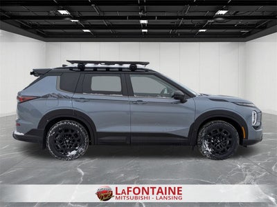 2026 Mitsubishi Outlander LE