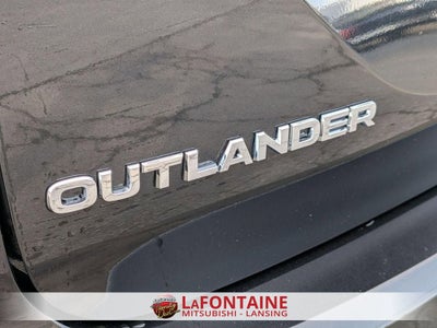 2026 Mitsubishi Outlander SE