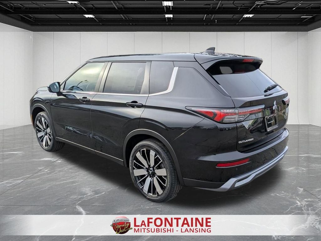 2026 Mitsubishi Outlander SE