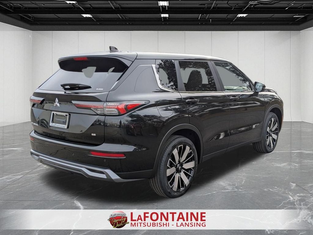 2026 Mitsubishi Outlander SE