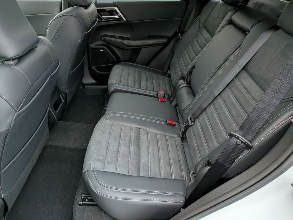 2026 Mitsubishi Outlander Trail Edition