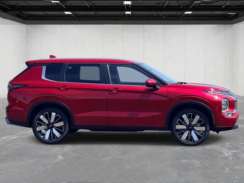 2026 Mitsubishi Outlander SE