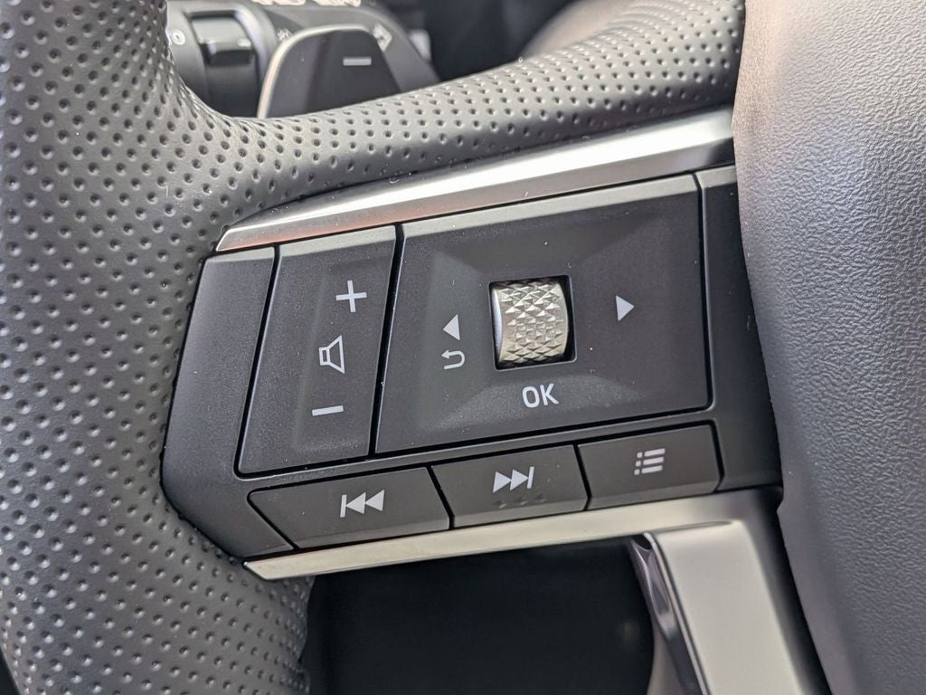 2025 Mitsubishi Outlander PLATINUM