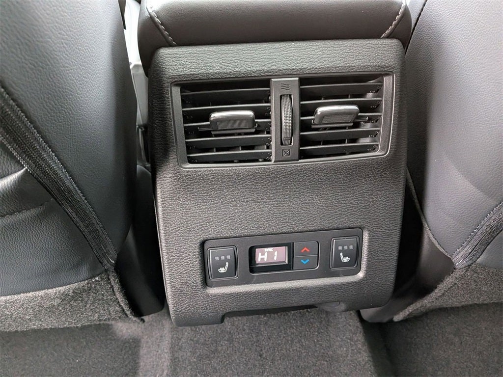 2026 Mitsubishi Outlander SEL