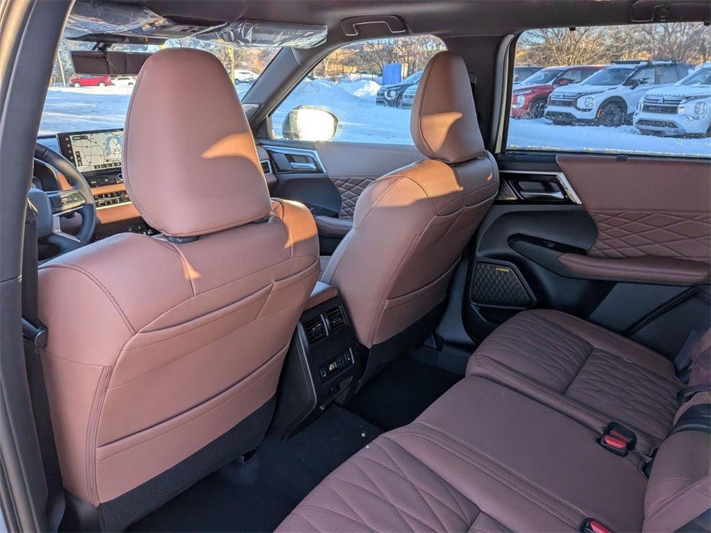 2026 Mitsubishi Outlander SEL