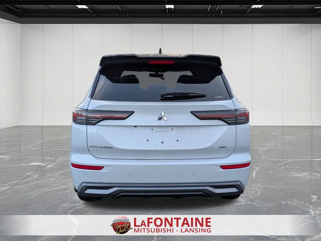 2026 Mitsubishi Outlander SEL
