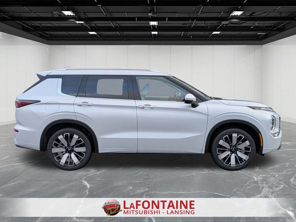 2026 Mitsubishi Outlander SEL