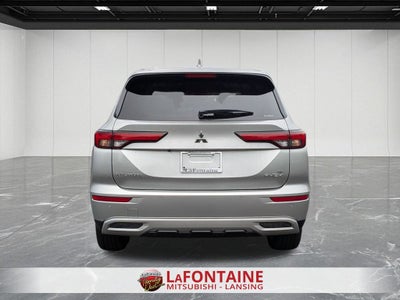 2025 Mitsubishi Outlander PHEV SE