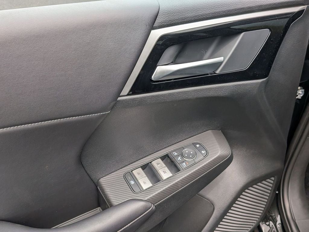 2025 Mitsubishi Outlander PHEV SE