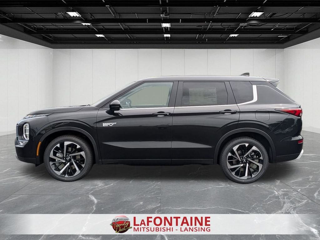 2025 Mitsubishi Outlander PHEV SE