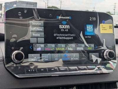 2025 Mitsubishi Outlander PHEV SE