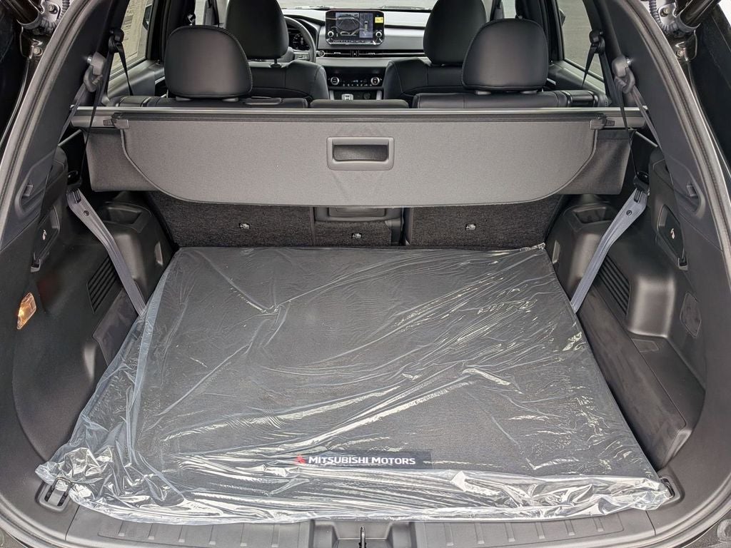 2025 Mitsubishi Outlander PHEV SE