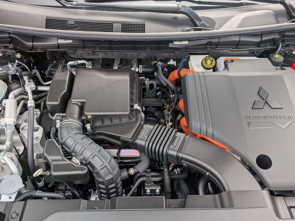 2025 Mitsubishi Outlander PHEV SE