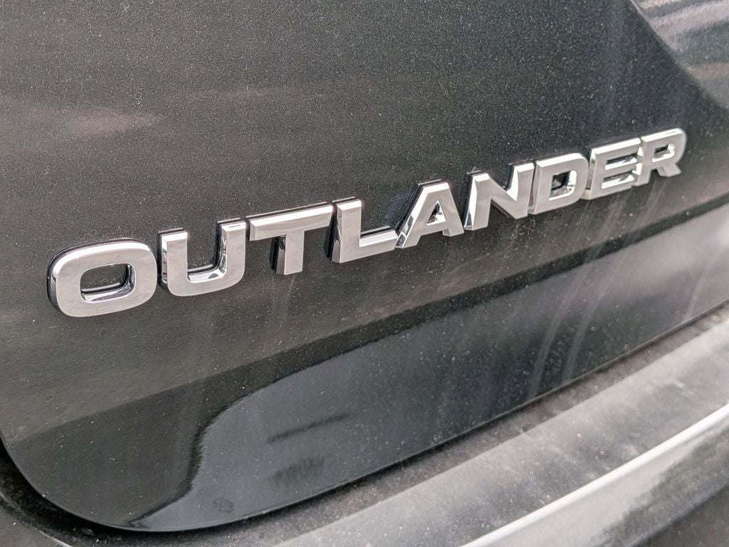 2025 Mitsubishi Outlander PHEV SE