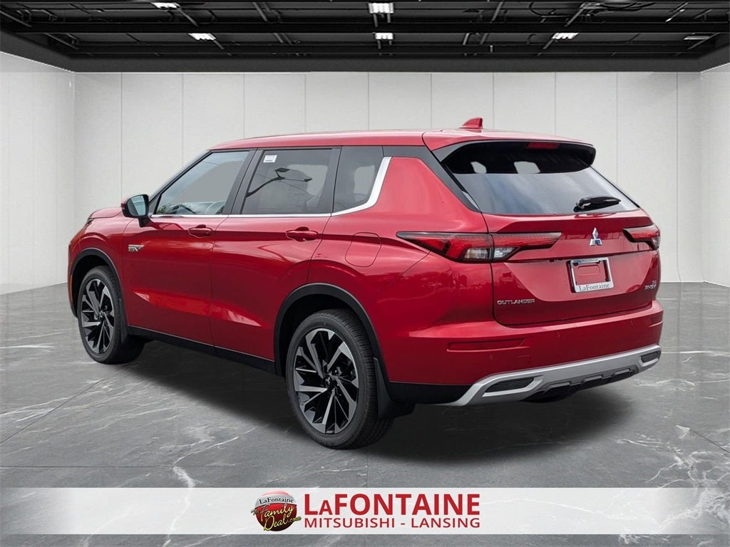 2025 Mitsubishi Outlander PHEV SE