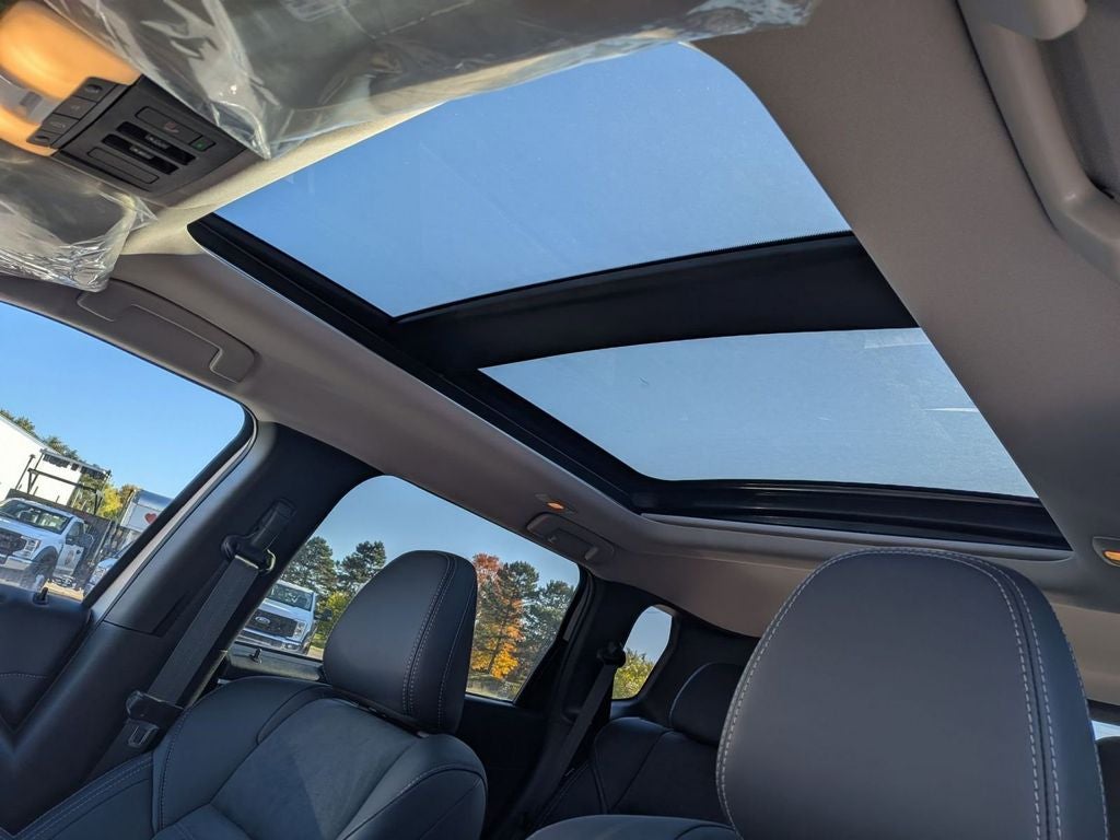 2025 Mitsubishi Outlander PHEV SE