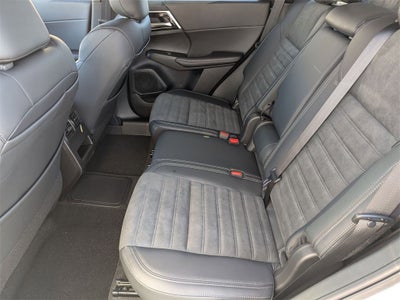 2025 Mitsubishi Outlander PHEV SE