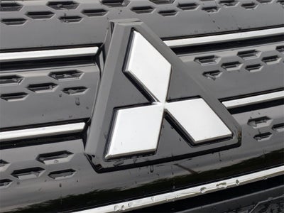 2025 Mitsubishi Outlander PHEV SE