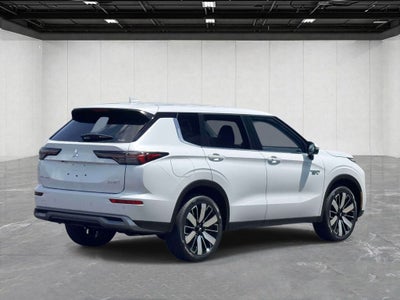 2026 Mitsubishi Outlander PHEV SE