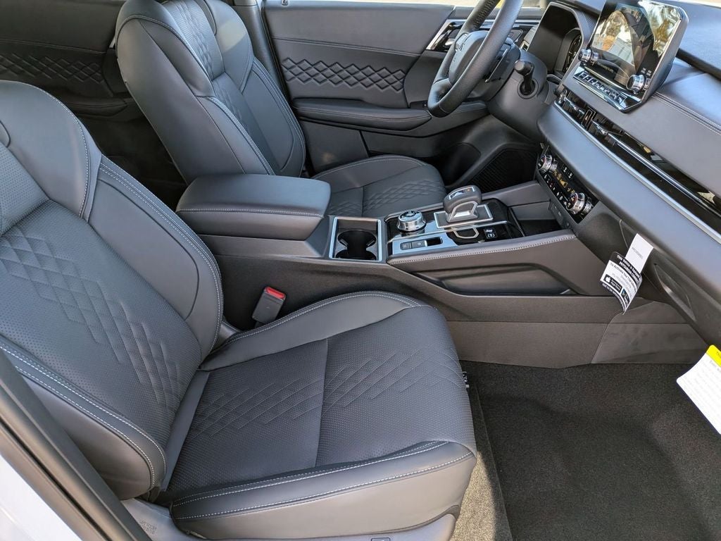 2025 Mitsubishi Outlander PHEV SEL Black Edition