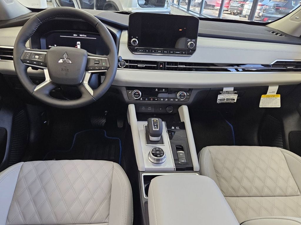 2025 Mitsubishi Outlander PHEV Platinum Edition